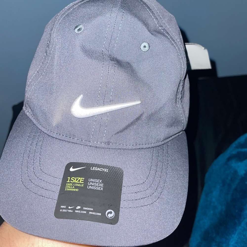 Nike gray hat